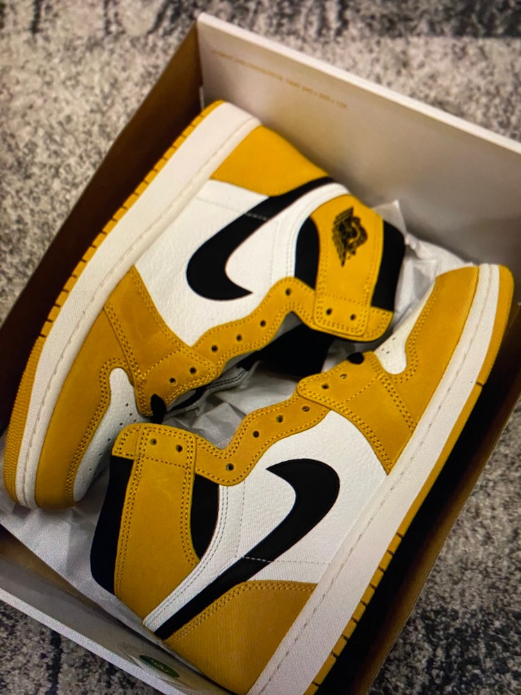 Air Jordan 1 High OG Yellow Ochre - 4