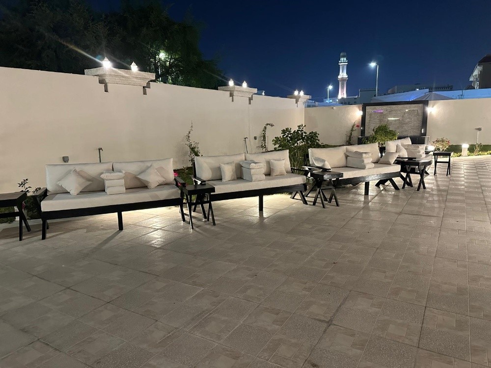 القطرية للكراس والطاولات - 2