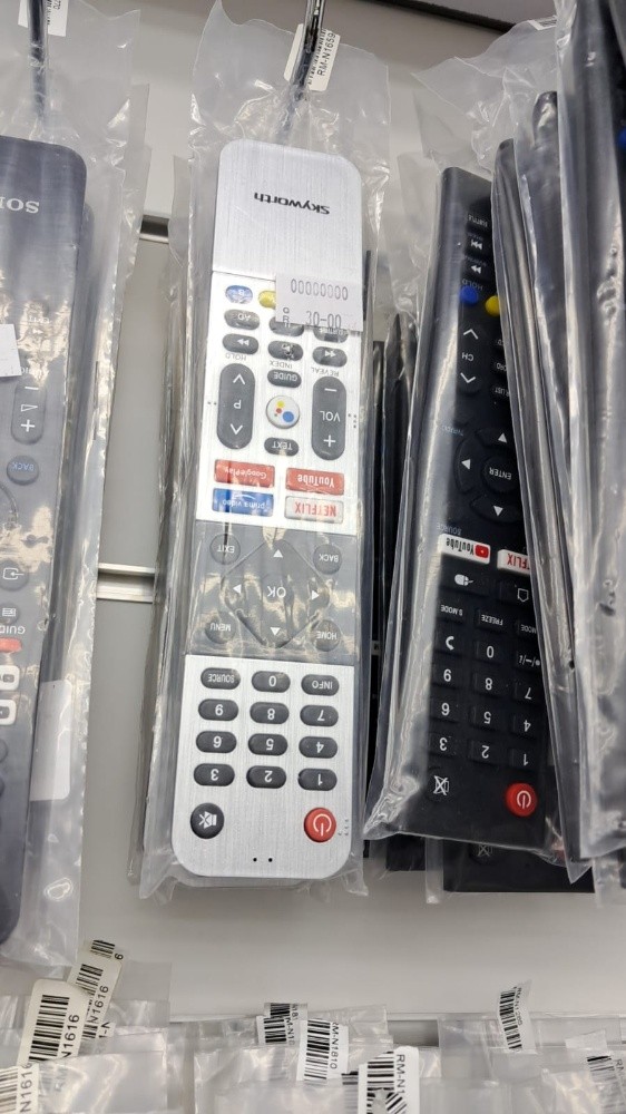 TV stand.receiver remote.sell - 7