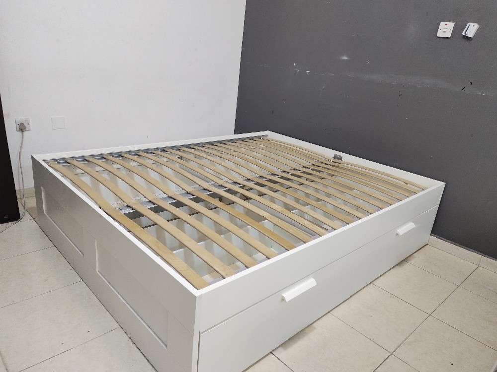 Queen size bed for sale IKEA - 3