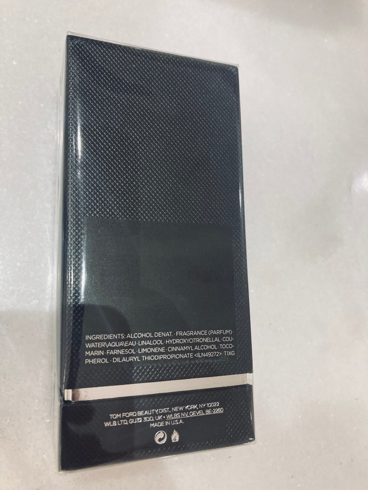 TomFord oud wood 100ML - 2