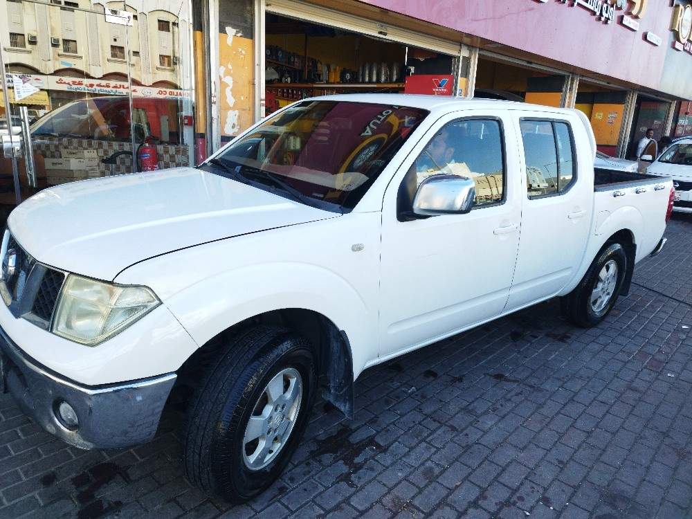 Nissan Navara - 1