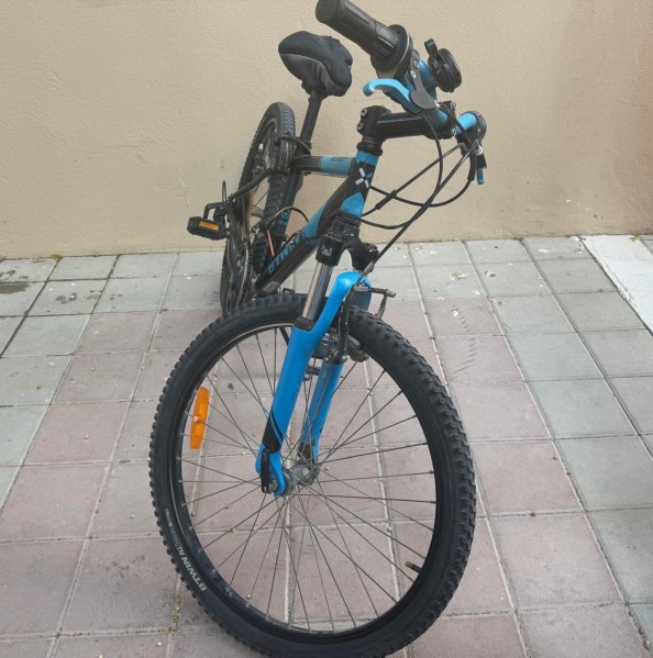 Mountain Bike - Excellent Used - 1