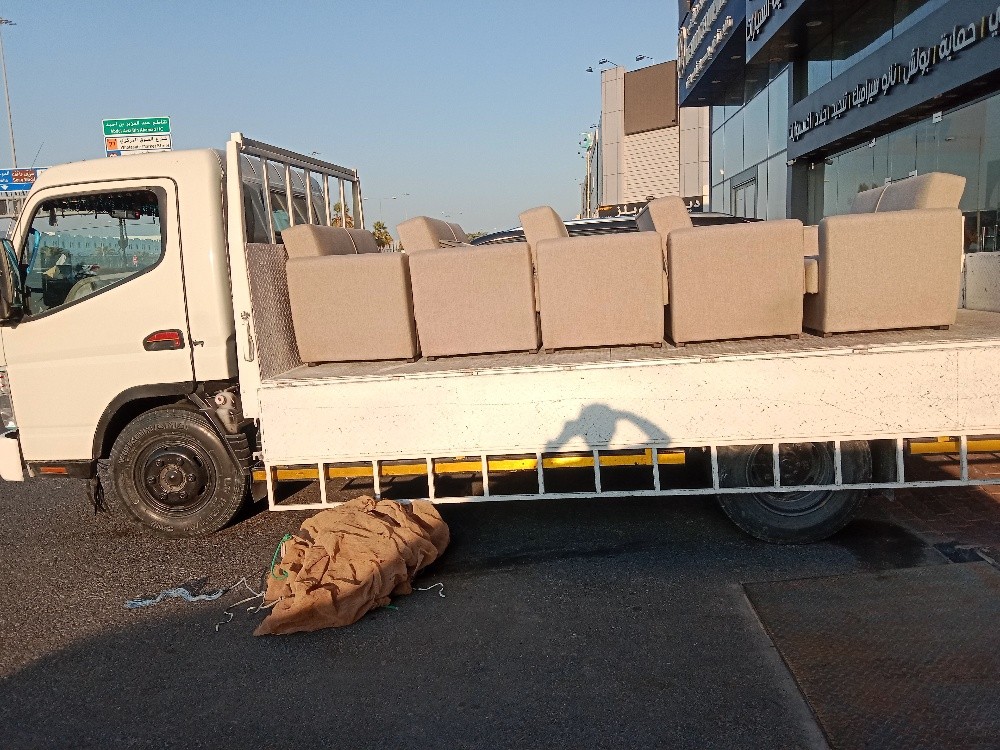 Furniture movers in Doha - 2