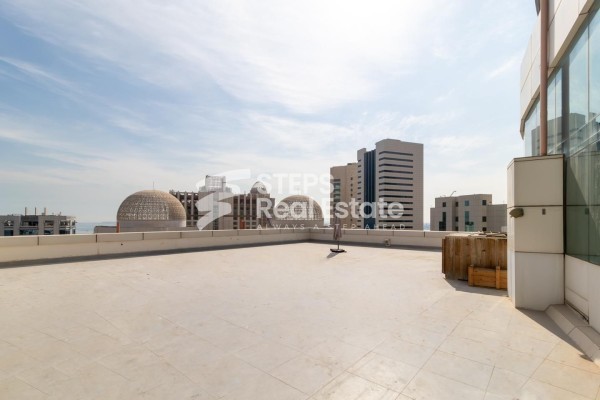 Luxury Penthouse in West Bay - 4