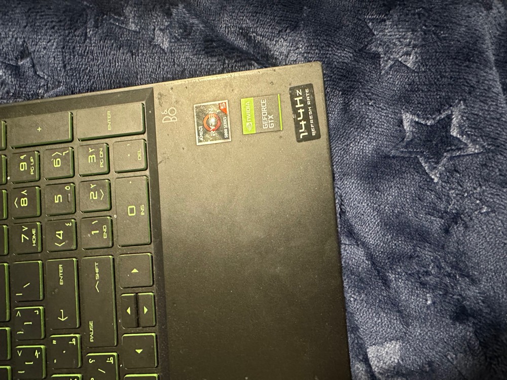 gaming laptop - 4