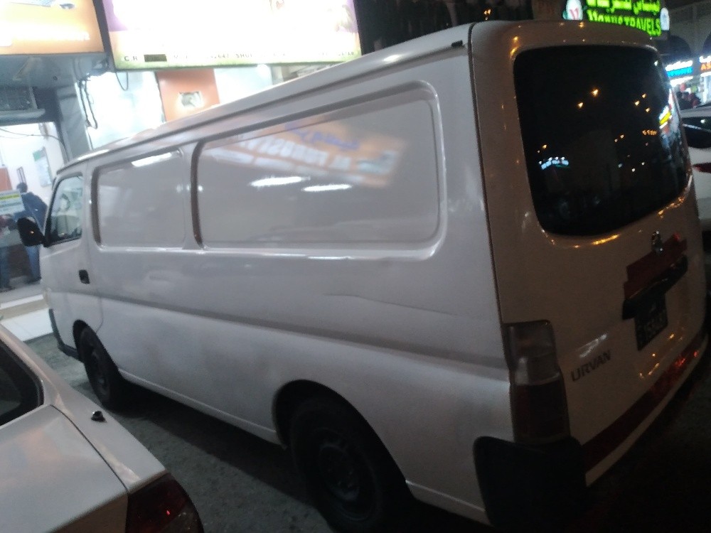 NISSAN URBAN 2007 - 6