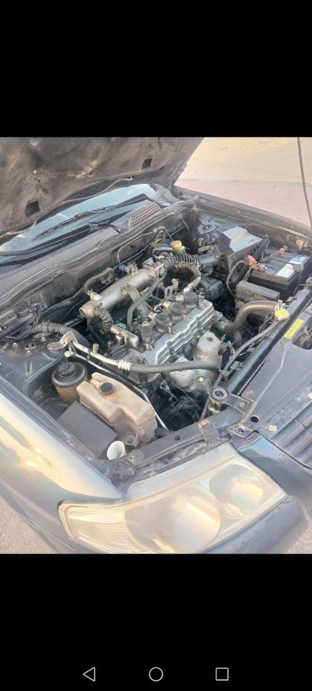 Nissan sunny 2008 - 2