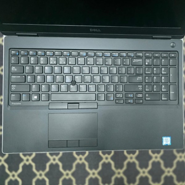 Dell Precision 7530 Laptop - 8