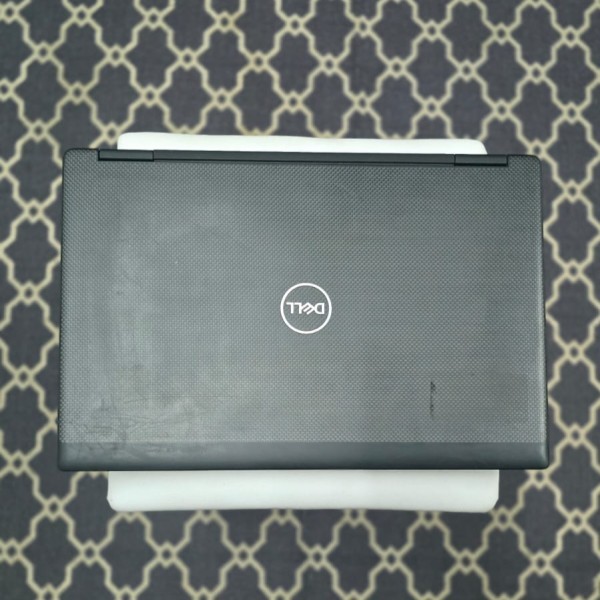 Dell Precision 7530 Laptop - 14
