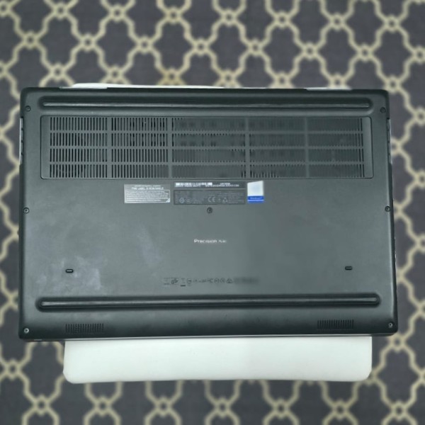 Dell Precision 7530 Laptop - 3