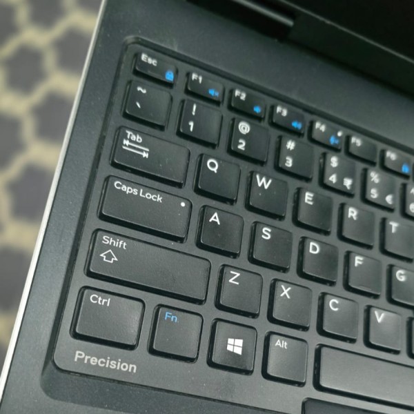 Dell Precision 7530 Laptop - 2