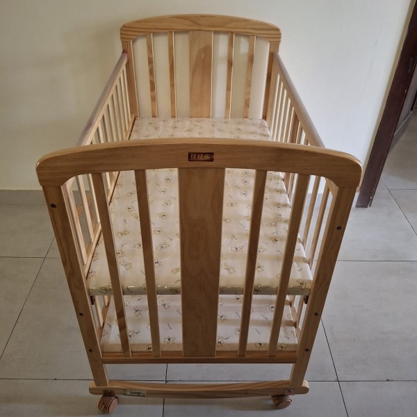 Baby bed - 1