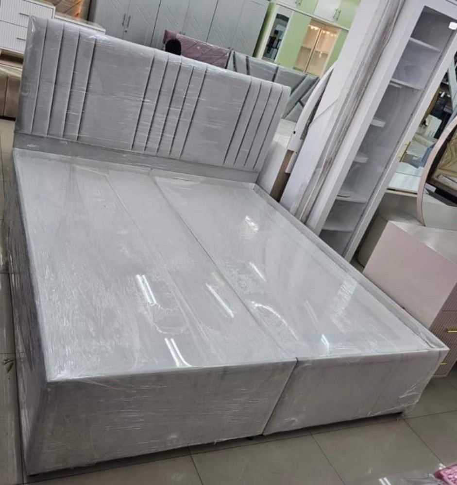 singal divan bed only 400 - 1