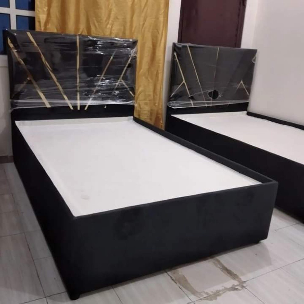 singal divan bed only 400 - 11