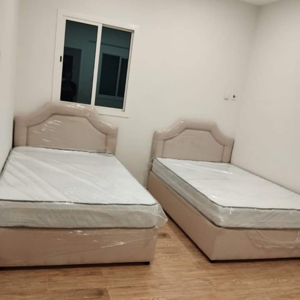 singal divan bed only 400 - 13