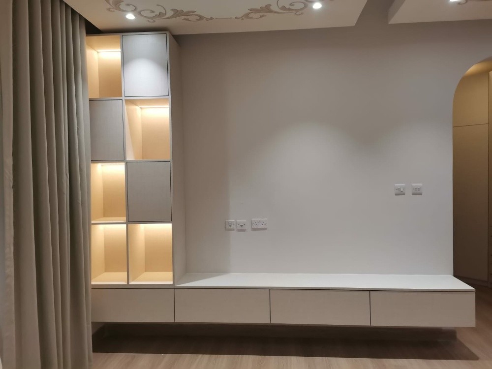 Carpenter, aluminium glass work - 8