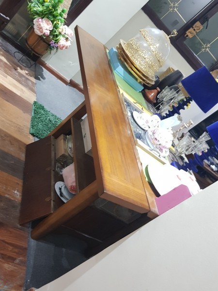 Big Dinning Table with 4 chairs - 7