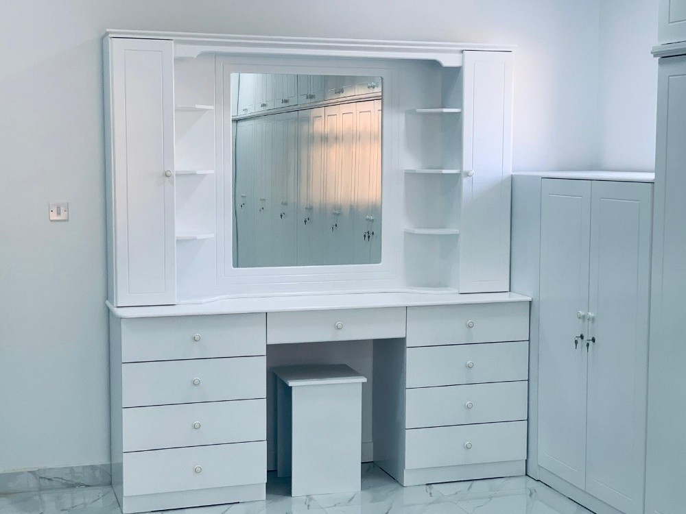 Dressing table - 14