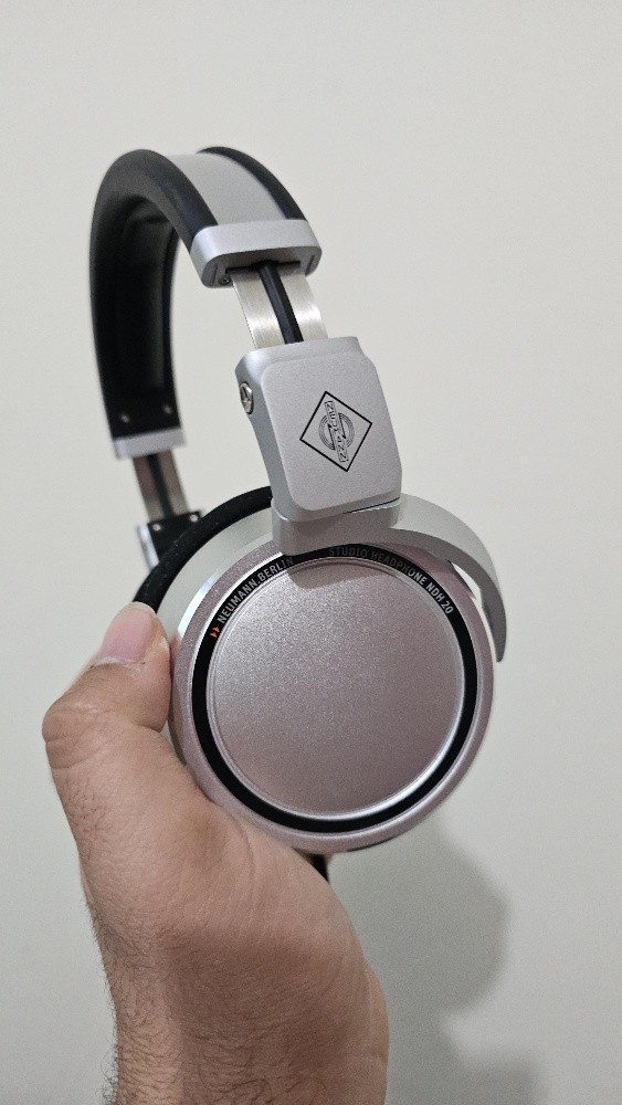 Neumann NDH20 Headphones (New) - 1