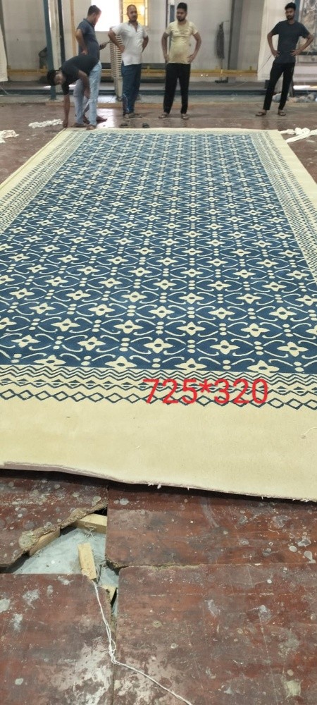 Carpet hand tufted - 1