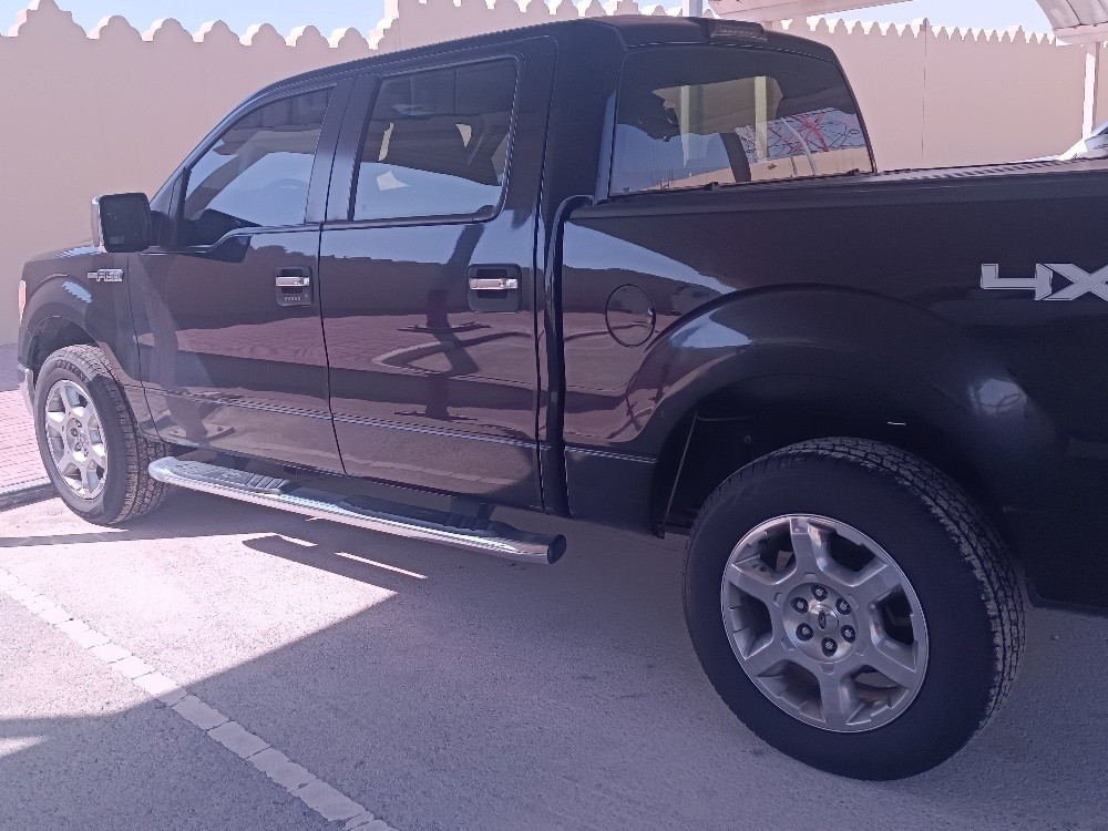 The car is clean and used personally, and the registration is valid until October 2026 - 2