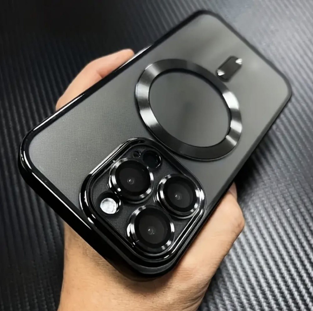 apple and Samsung phone covers - 3