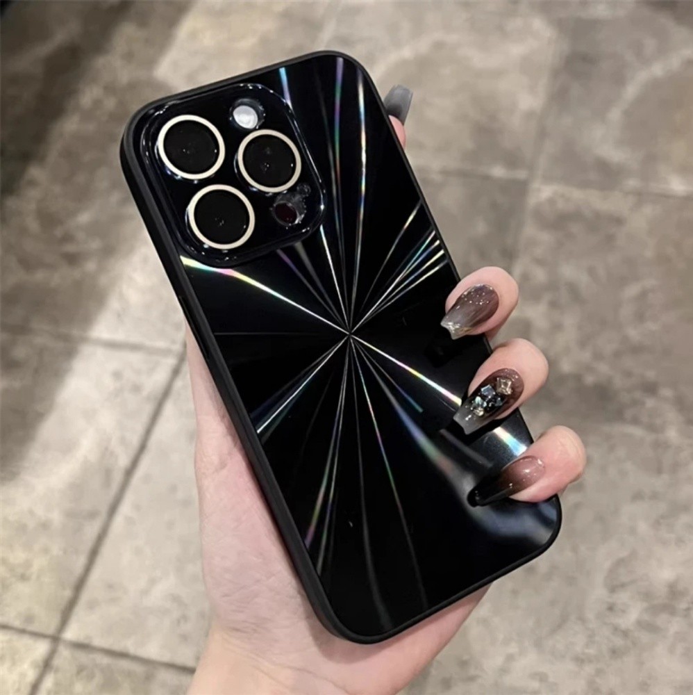 apple and Samsung phone covers - 2