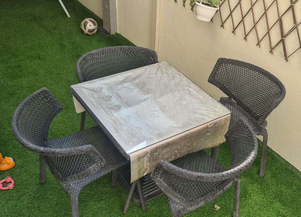 طاولة وكراسي حديقة - 1