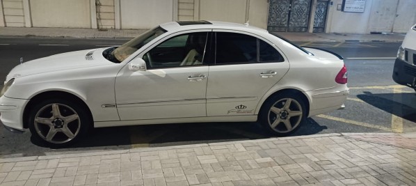 Mercedes E 230 2008 — photo 2 for sale in Qatar
