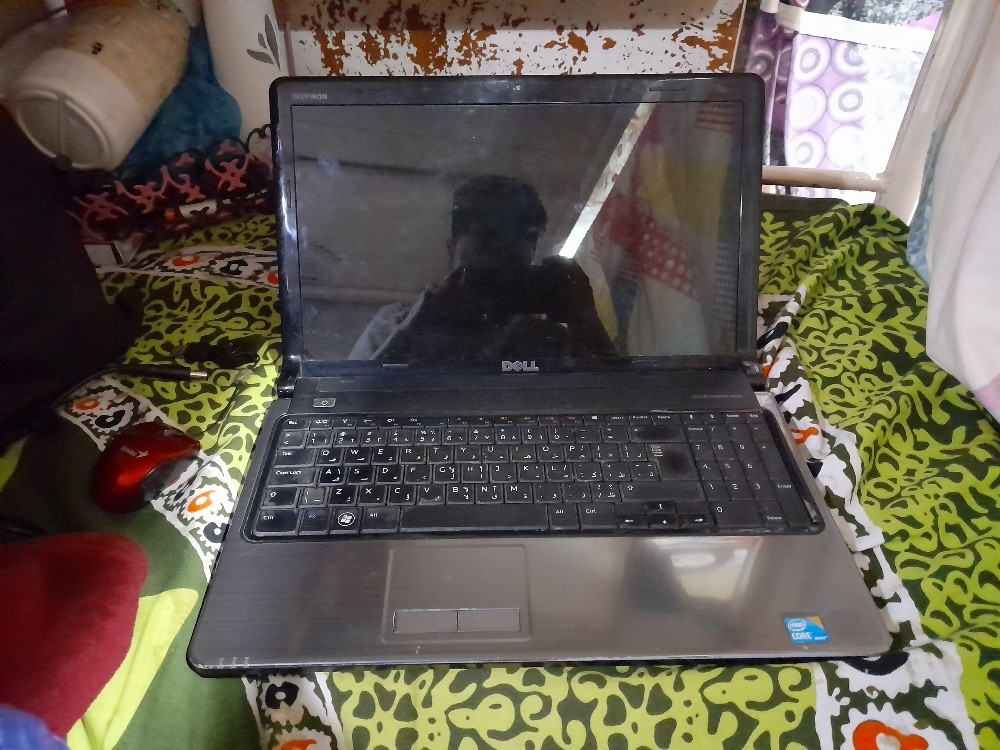Dell Inspiron 1564 i5 - 3