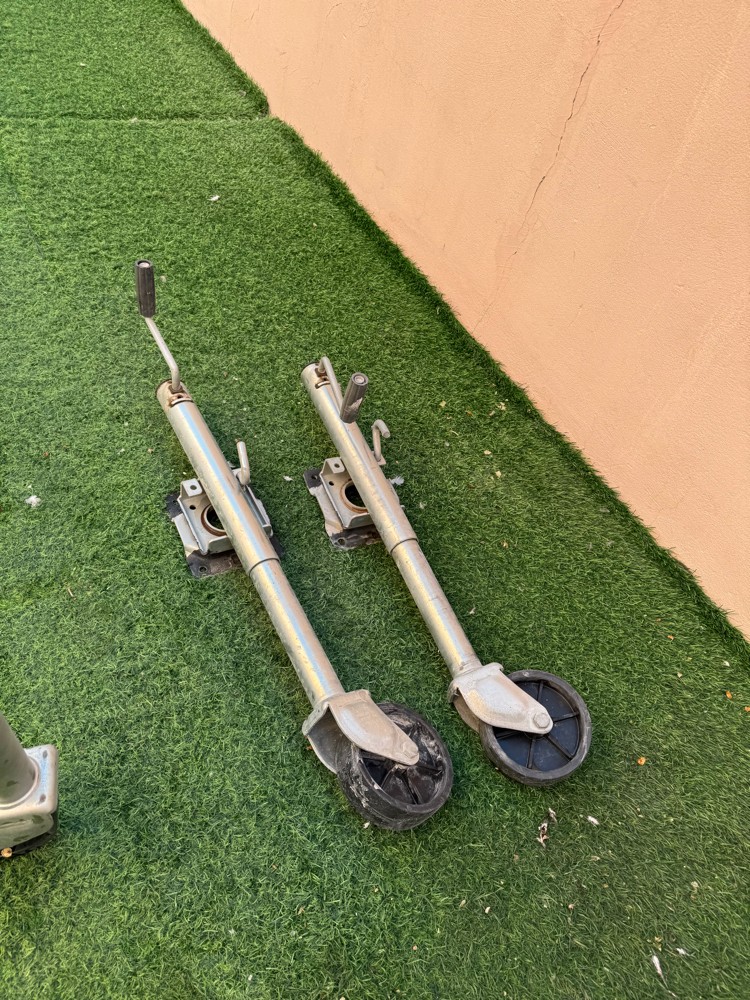 جاكات طن  - 1
