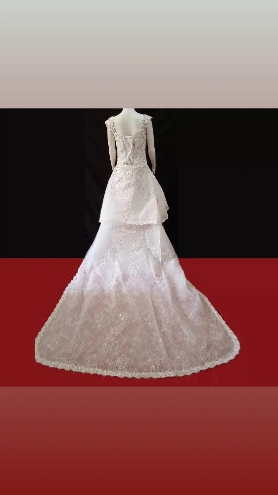 Brand new luxury wedding gown - 3