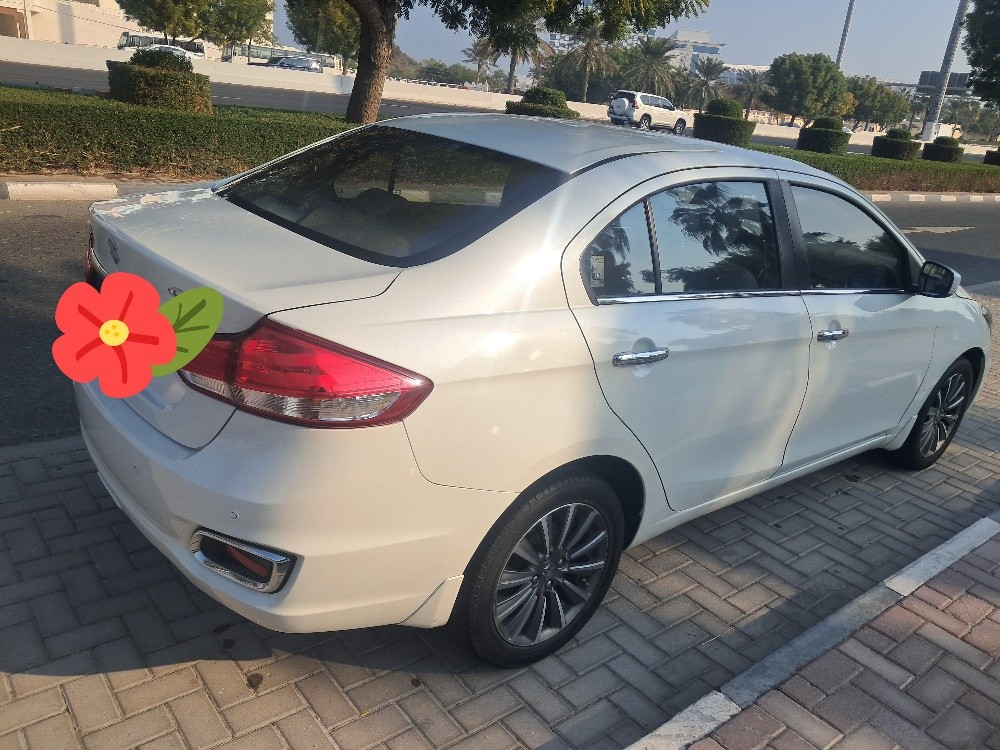 Suzuki Ciaz 2022 Full option - 2