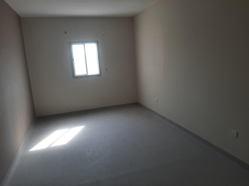 8600  Warehouse Birkath al awamir - 8