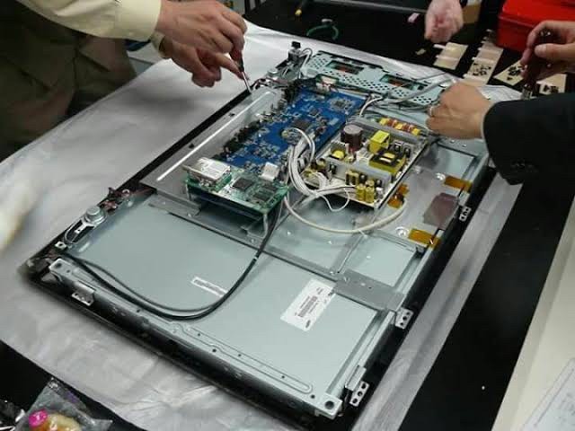 Tv Repair and fix on the wall  - 6