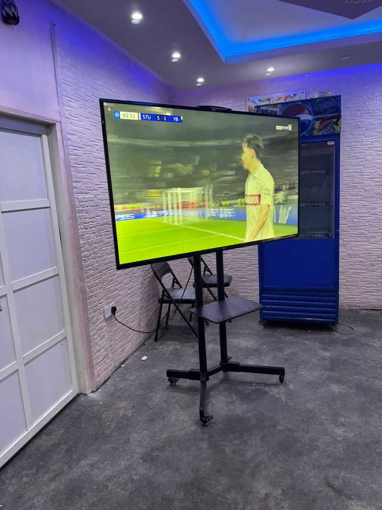 Tv Repair and fix on the wall  - 10