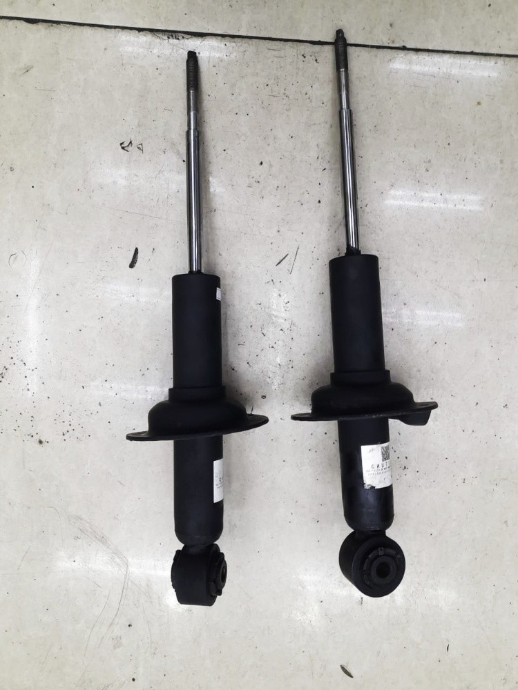 Nissan patrol y62 Orginal shock. - 2