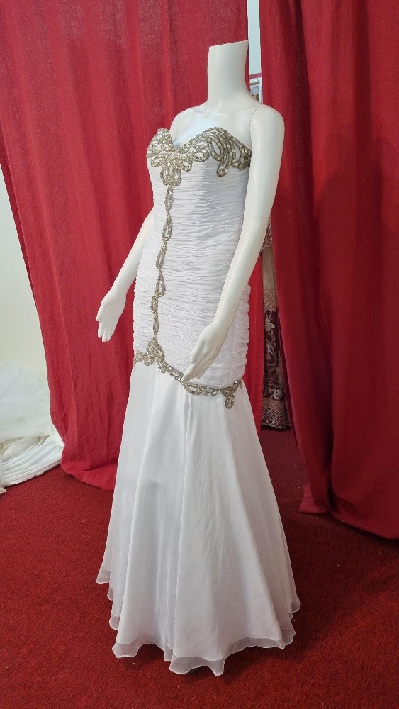 Brand new wedding dres for sale o - 1