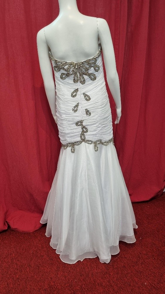 Brand new wedding dres for sale o - 3