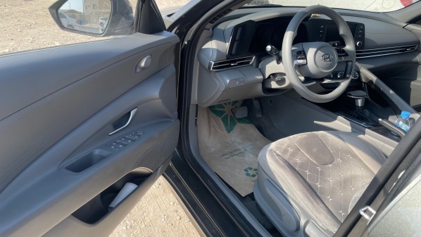 Brand new Hyundai elantra 1.6L - 12