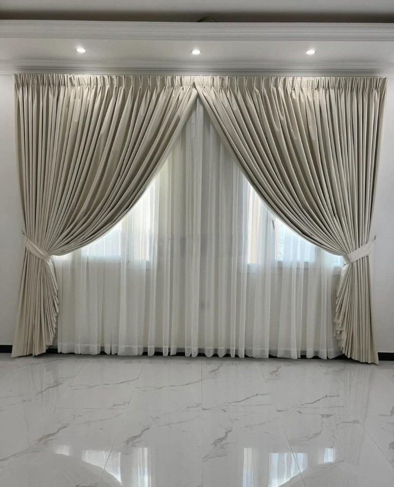 luxurious window coutains making - 8