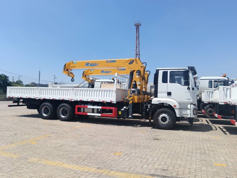 Shacman boom truck 6*4 - 2