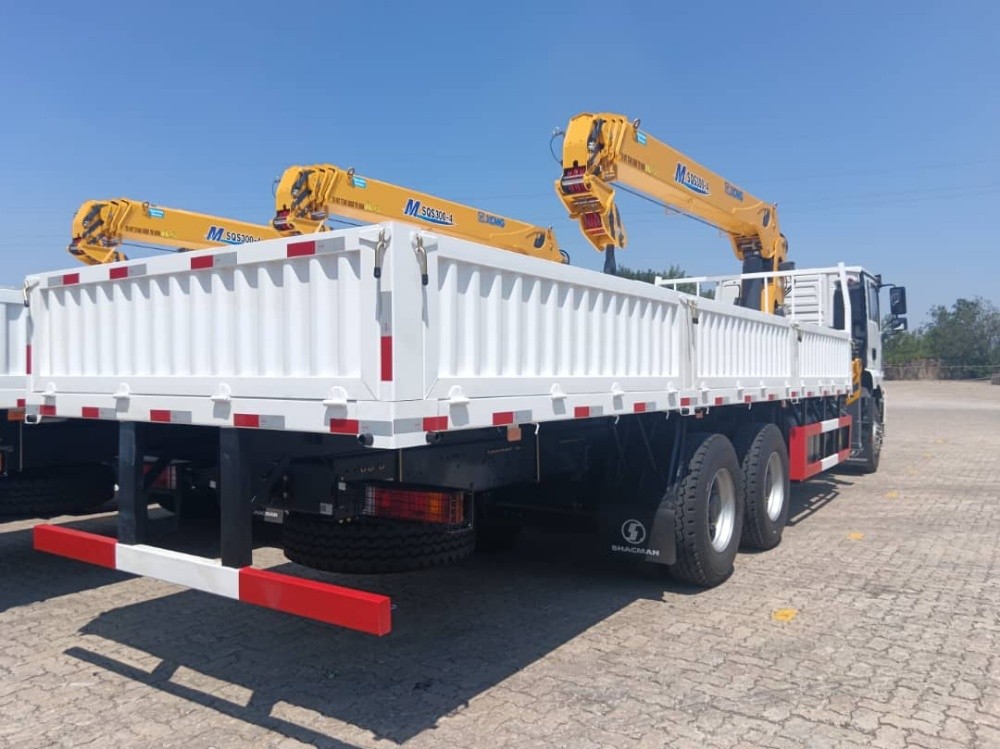 Shacman boom truck 6*4 - 4
