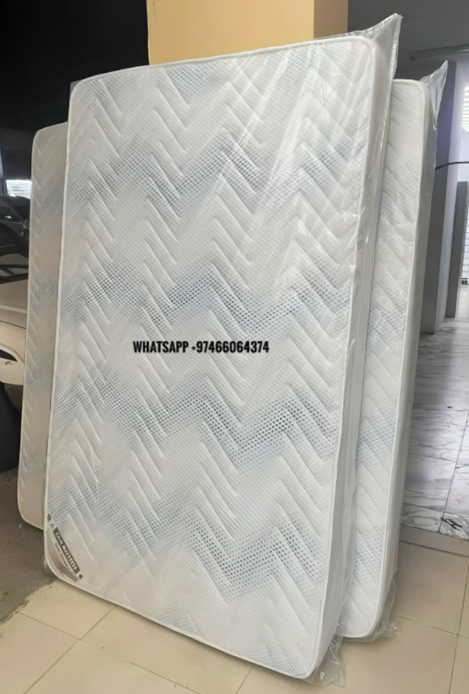 Bed fram & Mattresses - 10