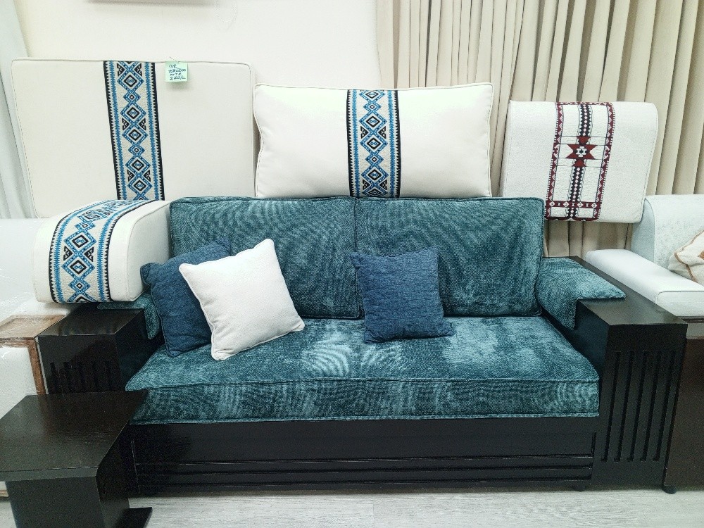 Sofa upholstery servicing - 1