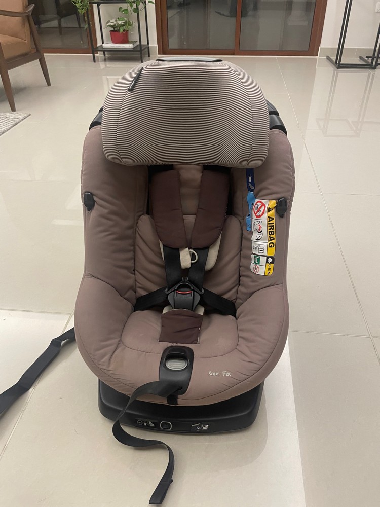 car seat  - 2