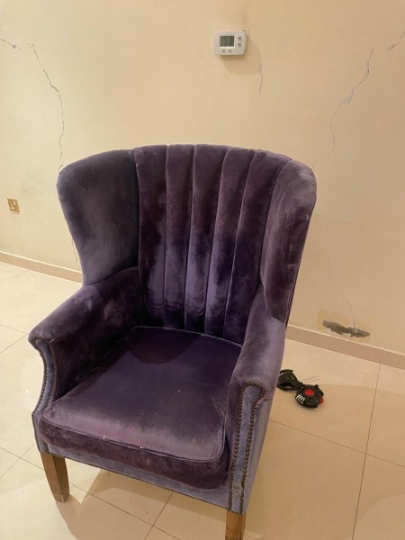 2 Chairs in perfect condition - 2