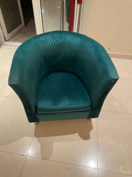 2 Chairs in perfect condition - 1