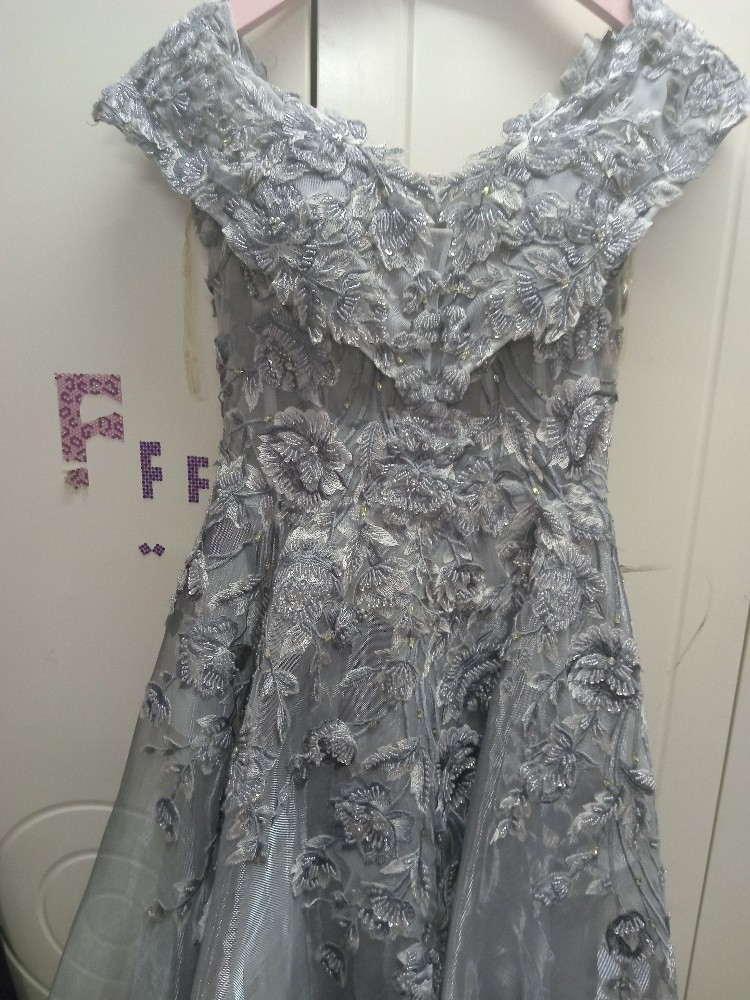 a lot of dresses different sizes - 3